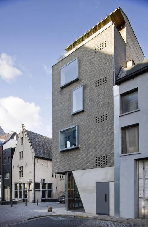 Kool Kaai Studio's Hotel